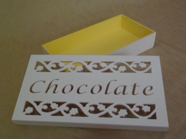 CAIXA DE CHOCOLATE EM RICHILIEU